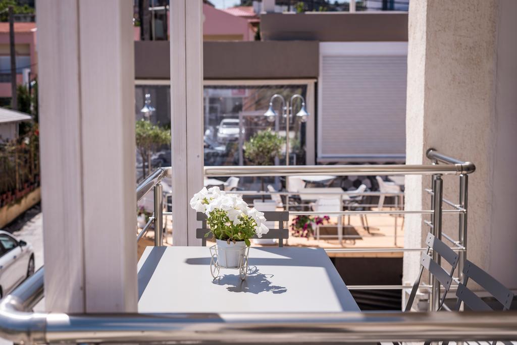 Athina Apartments Near The Sea Platania Platanés Exterior foto